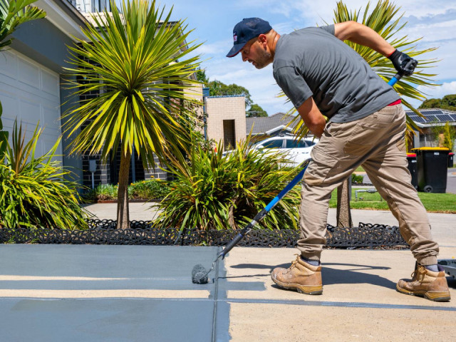 Clear and colour concrete sealing