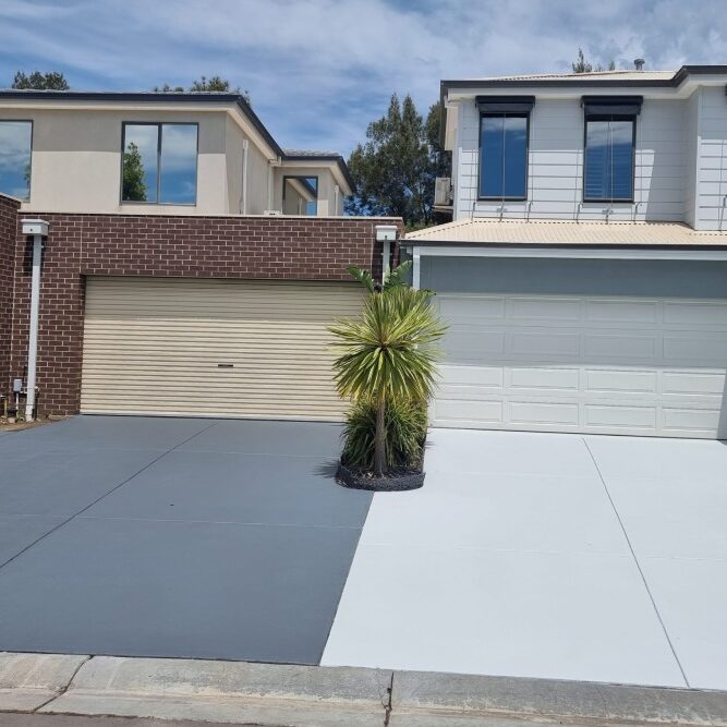 hampton-park-property-driveway-resurfacing Resurfaced driveway improving the frontage of a Hampton Park property
